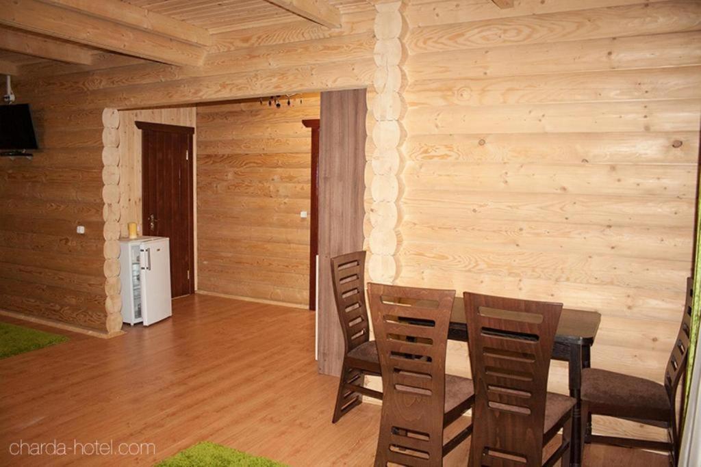 Готель Чарда Bukovel Bagian luar foto
